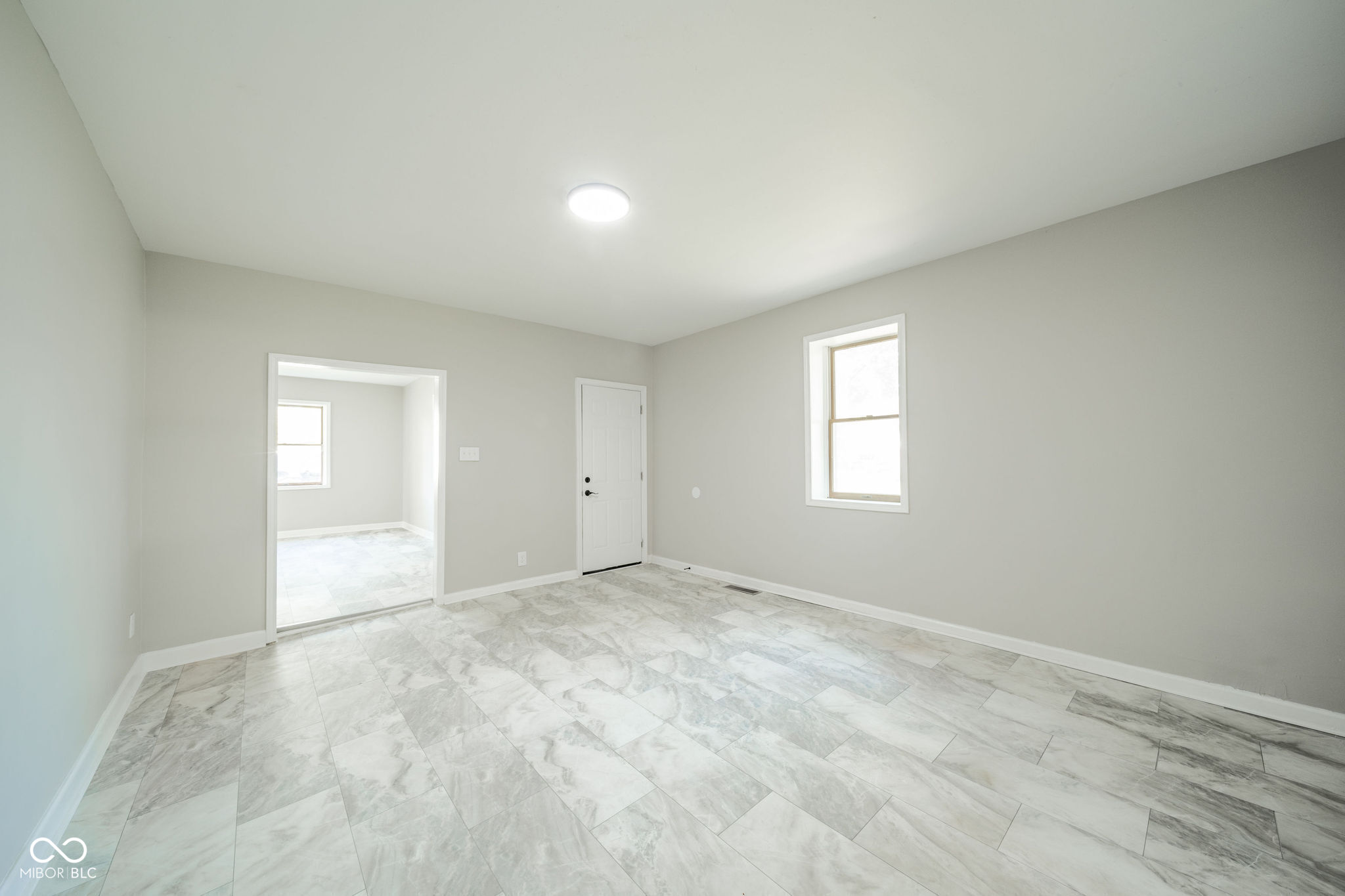 314 Craven Street Sweetser, IN 46952 - Photo 4 of 29