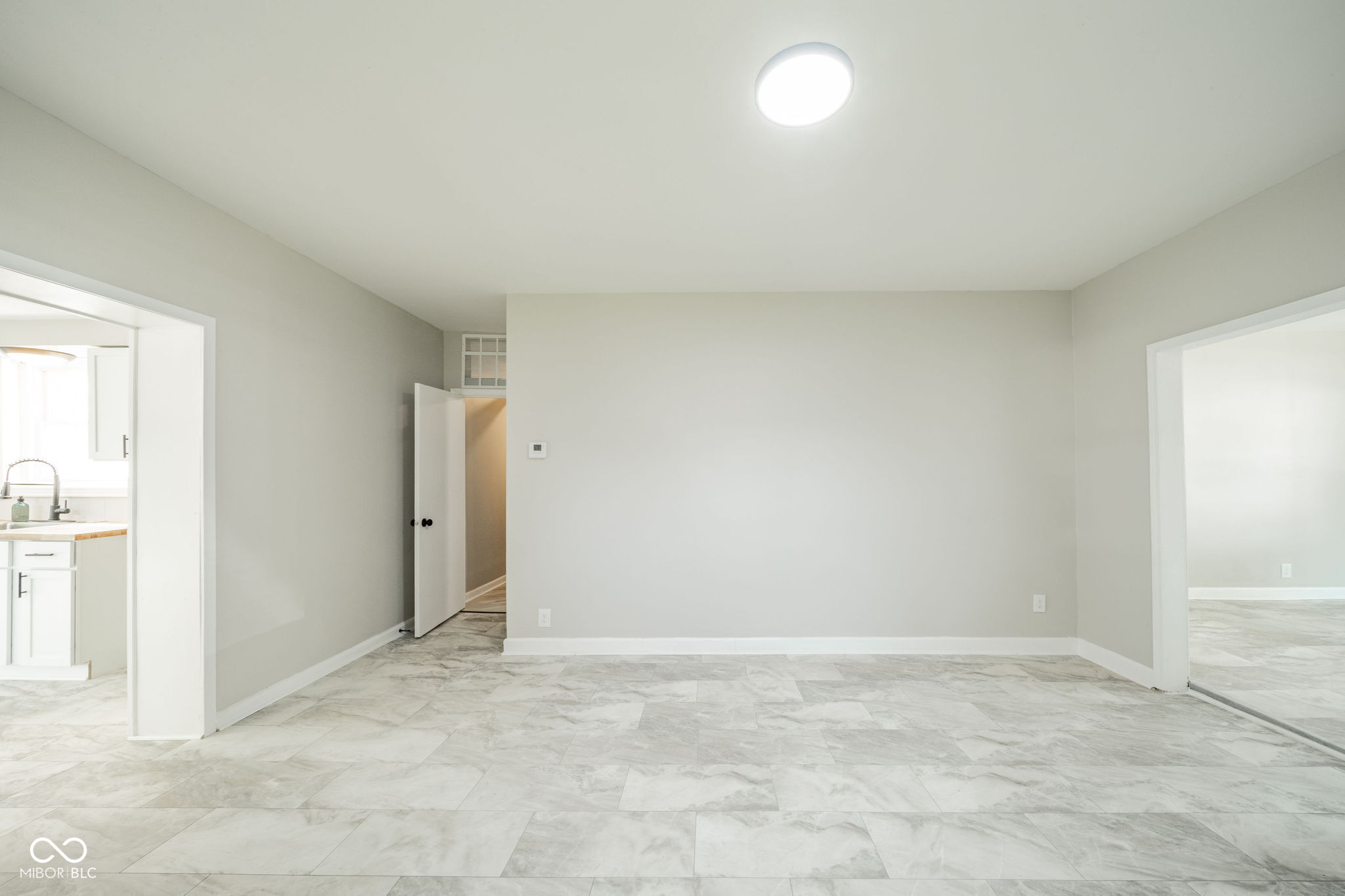 314 Craven Street Sweetser, IN 46952 - Photo 8 of 29