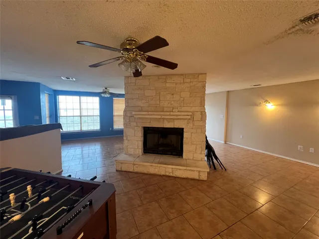 $350,000 | 1448 Private Road 6013, Giddings, TX 78942