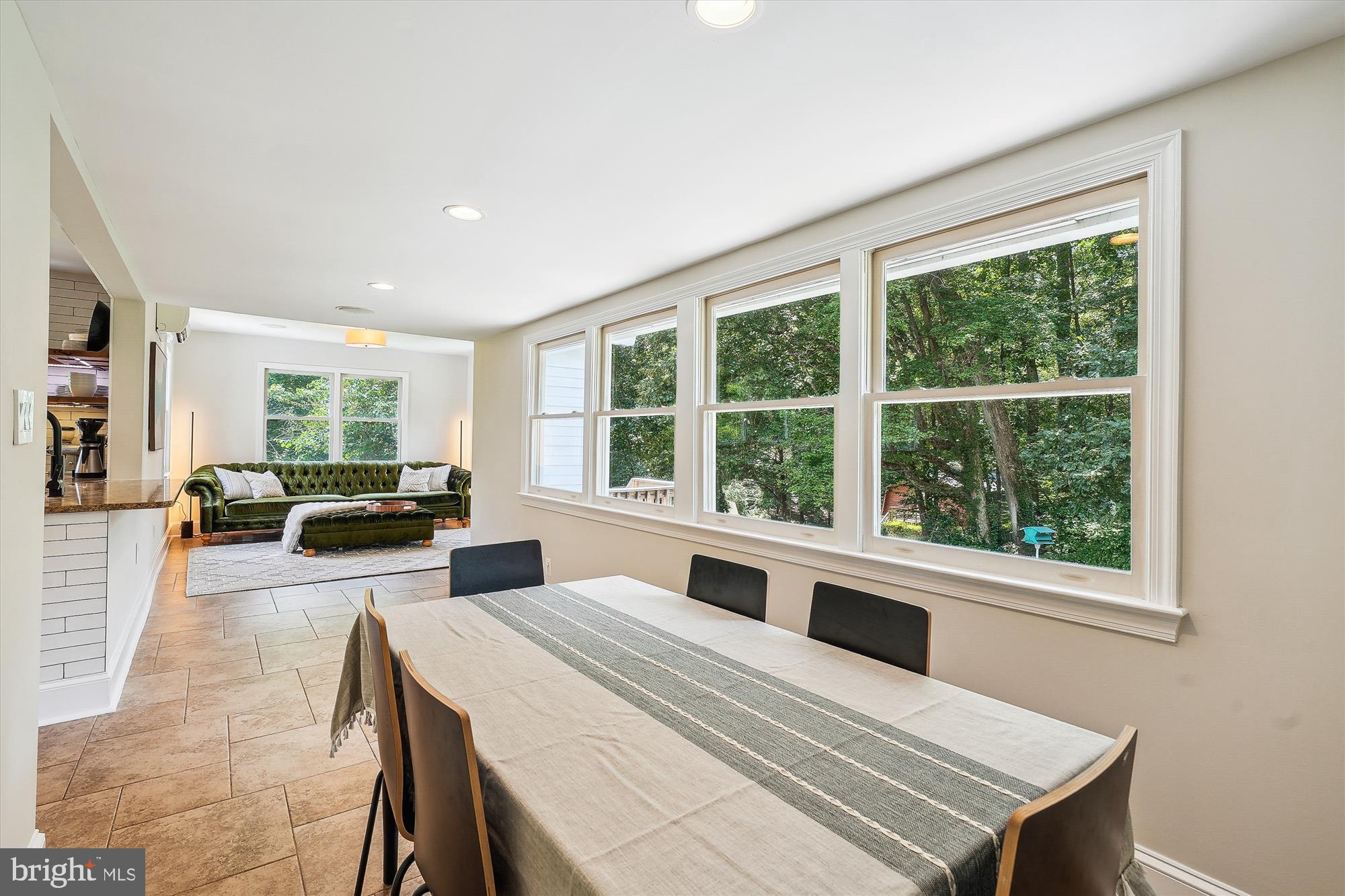 12377 Henderson Road Clifton, VA 20124 - Photo 19 of 85 Dining area off kitchen view toward family room