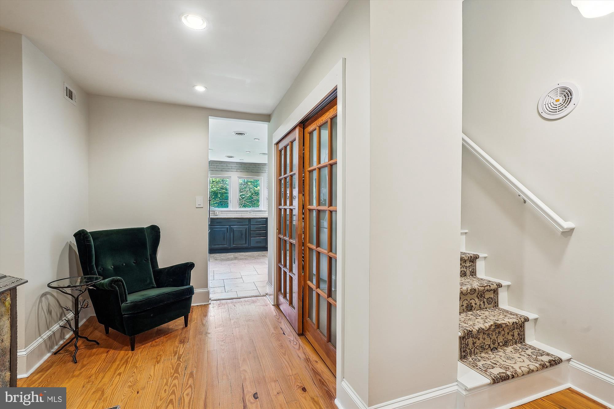 12377 Henderson Road Clifton, VA 20124 - Photo 27 of 85 Main level hallway to bedrooms