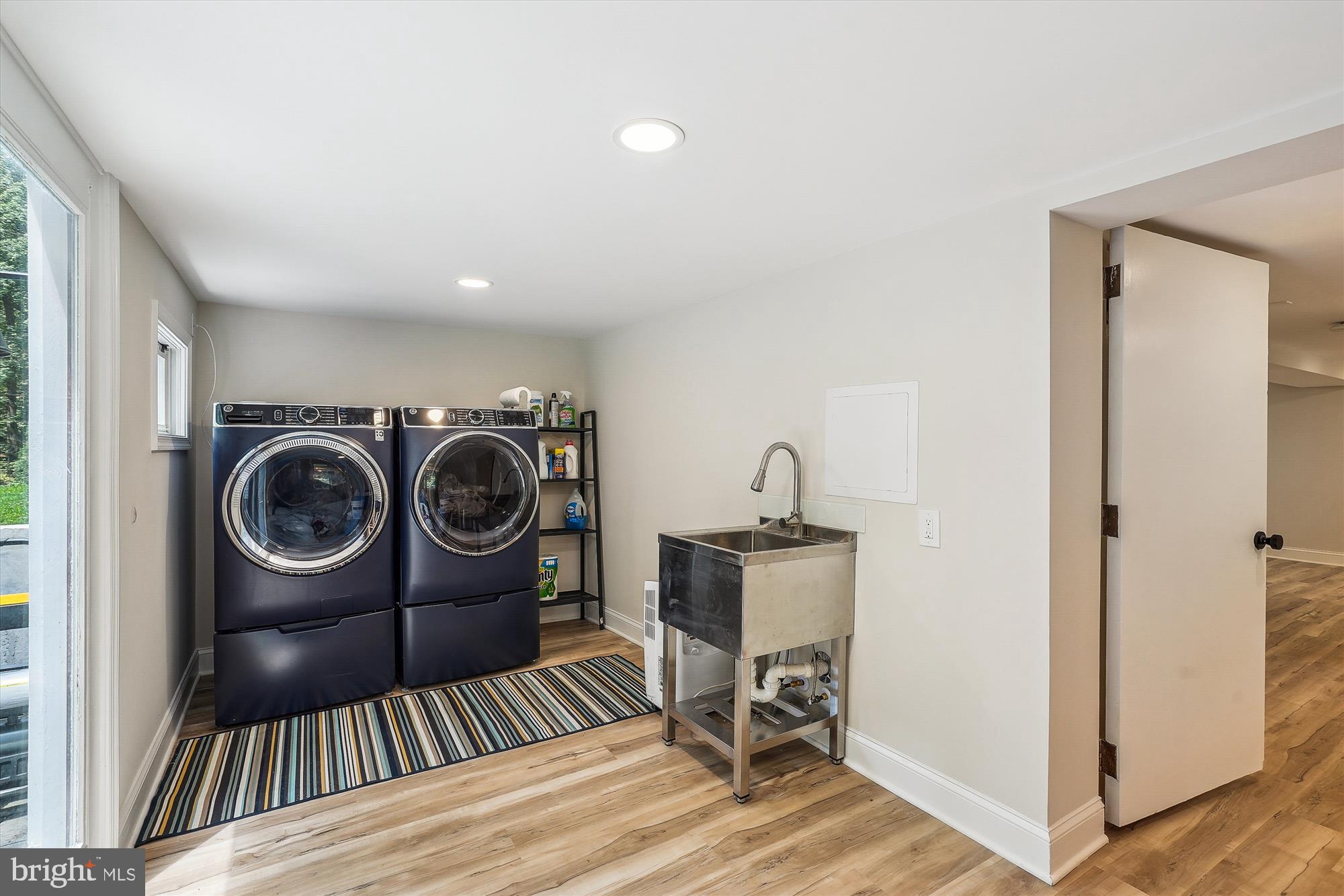12377 Henderson Road Clifton, VA 20124 - Photo 55 of 85 Laundry/storage/work room (W/D does not convey)