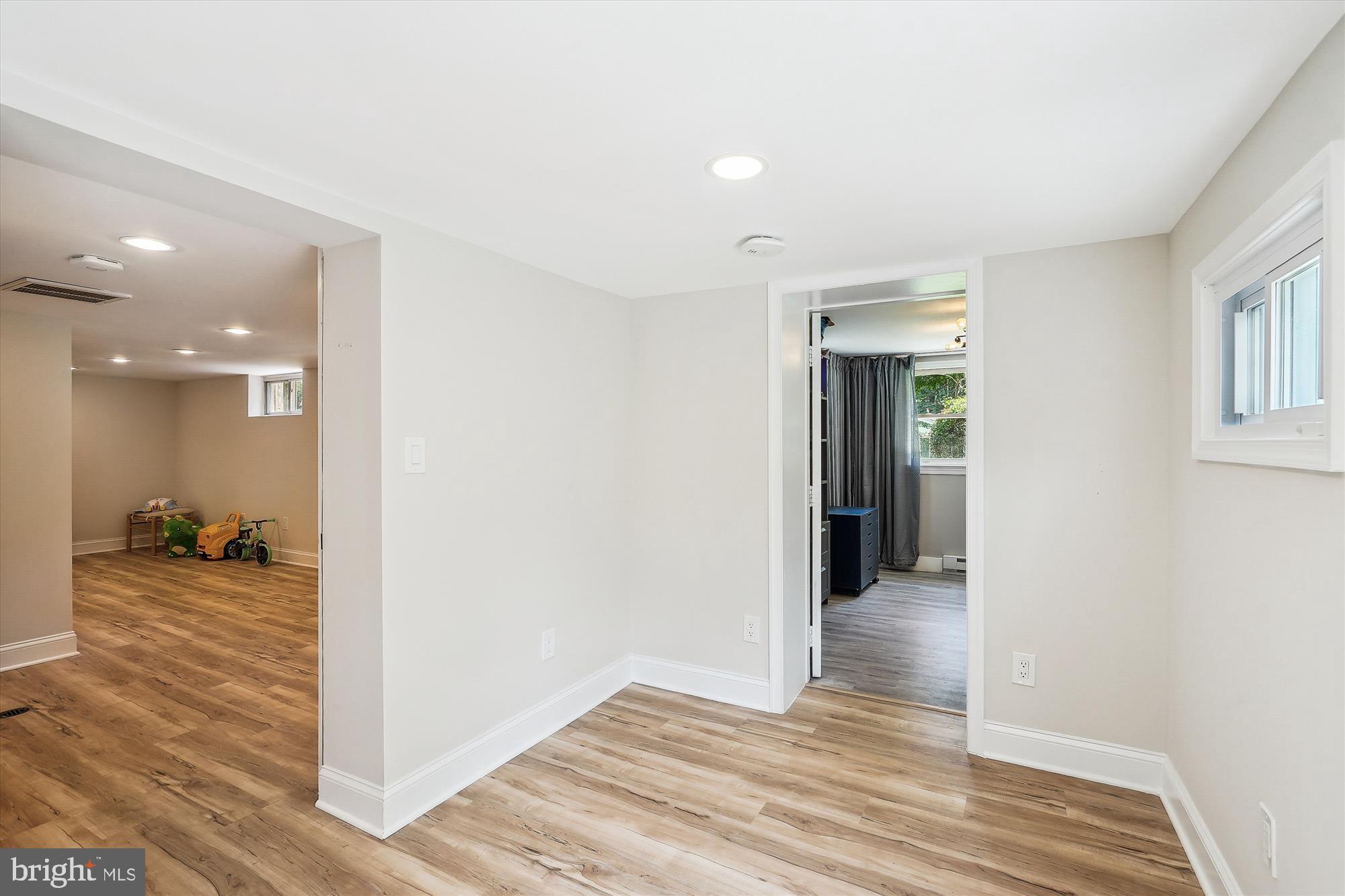 12377 Henderson Road Clifton, VA 20124 - Photo 56 of 85 Laundry/storage/work room (W/D does not convey)