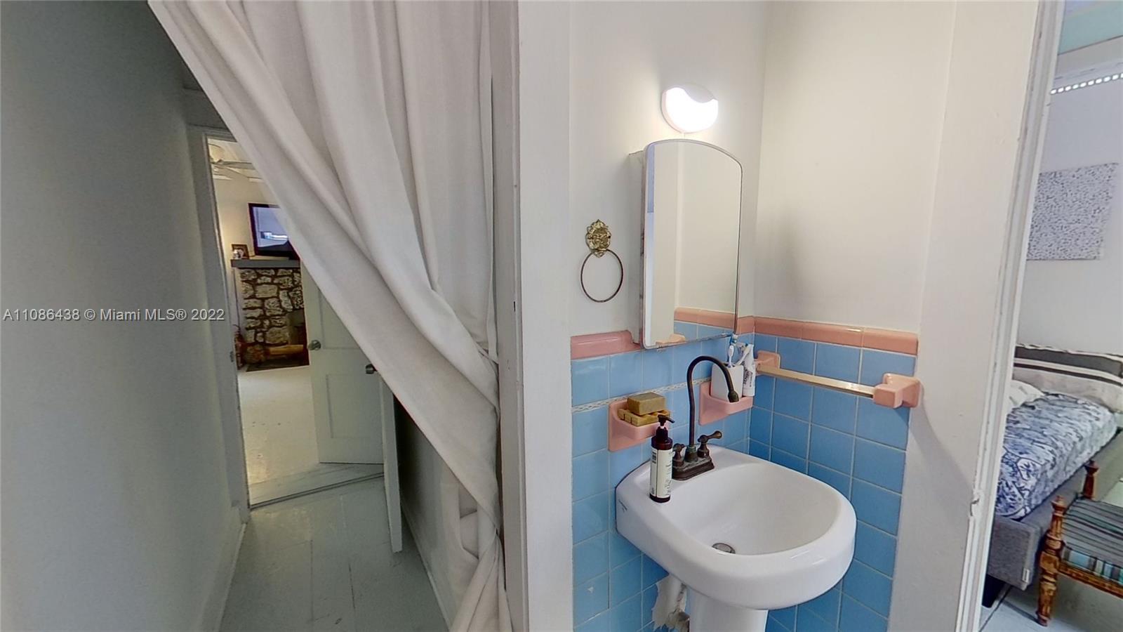 8320 Northeast 3rd Avenue Miami, FL 33138 - Photo 12 of 32