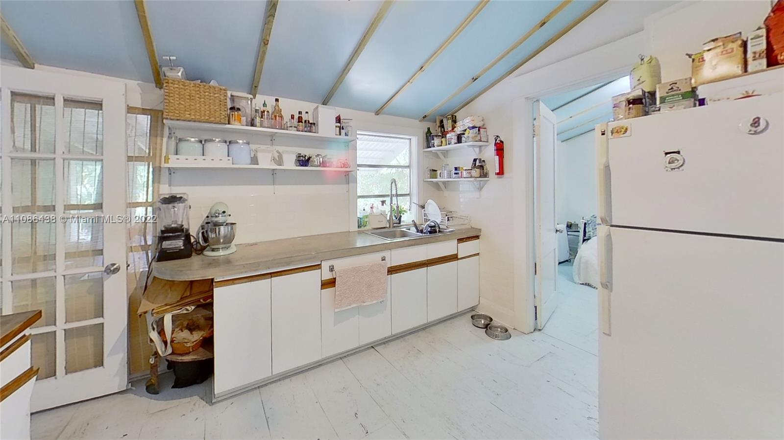 8320 Northeast 3rd Avenue Miami, FL 33138 - Photo 17 of 32