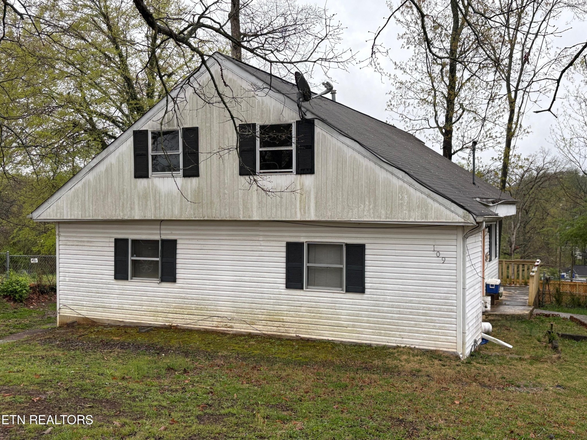 109 Niagara Lane Oak Ridge, TN 37830 - Photo 1 of 22 Gallery Image 1