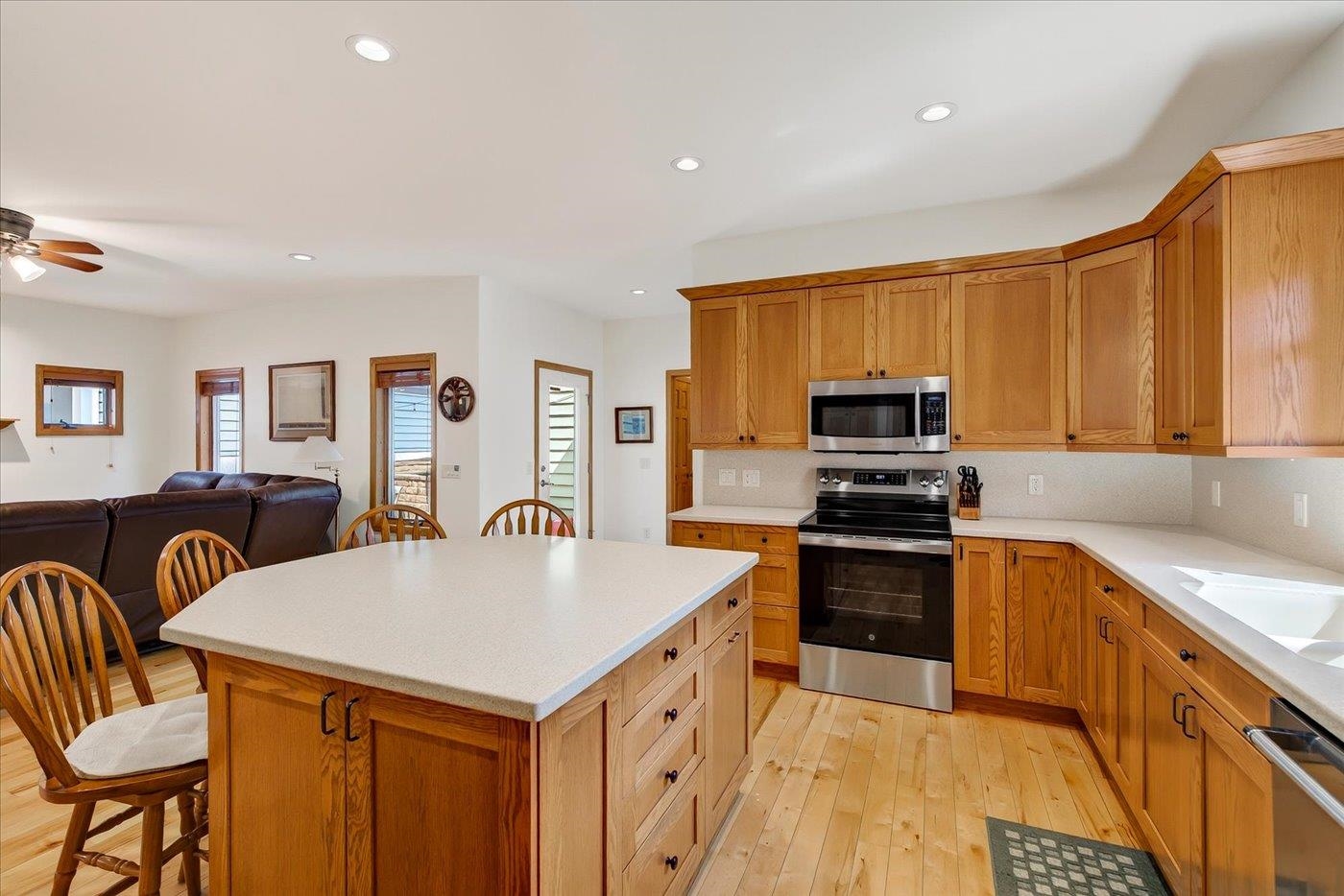 6978 Apprentice Place Middleton, WI 53562 - Photo 24 of 63 Gallery Image 24