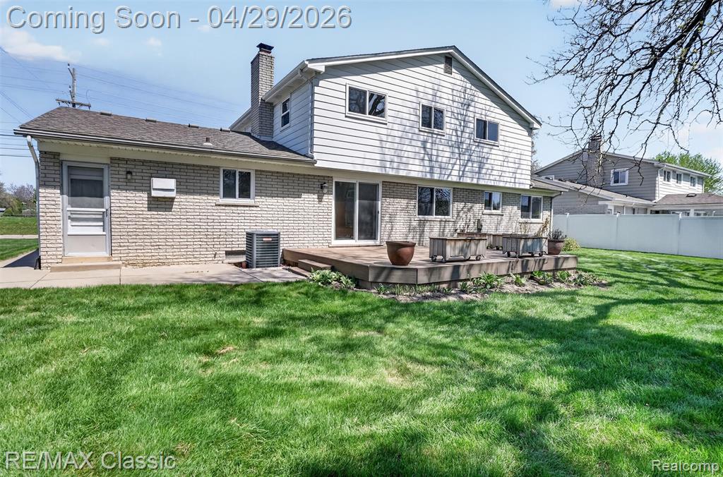 36365 Six Mile Road Livonia, MI 48152 - Photo 30 of 32