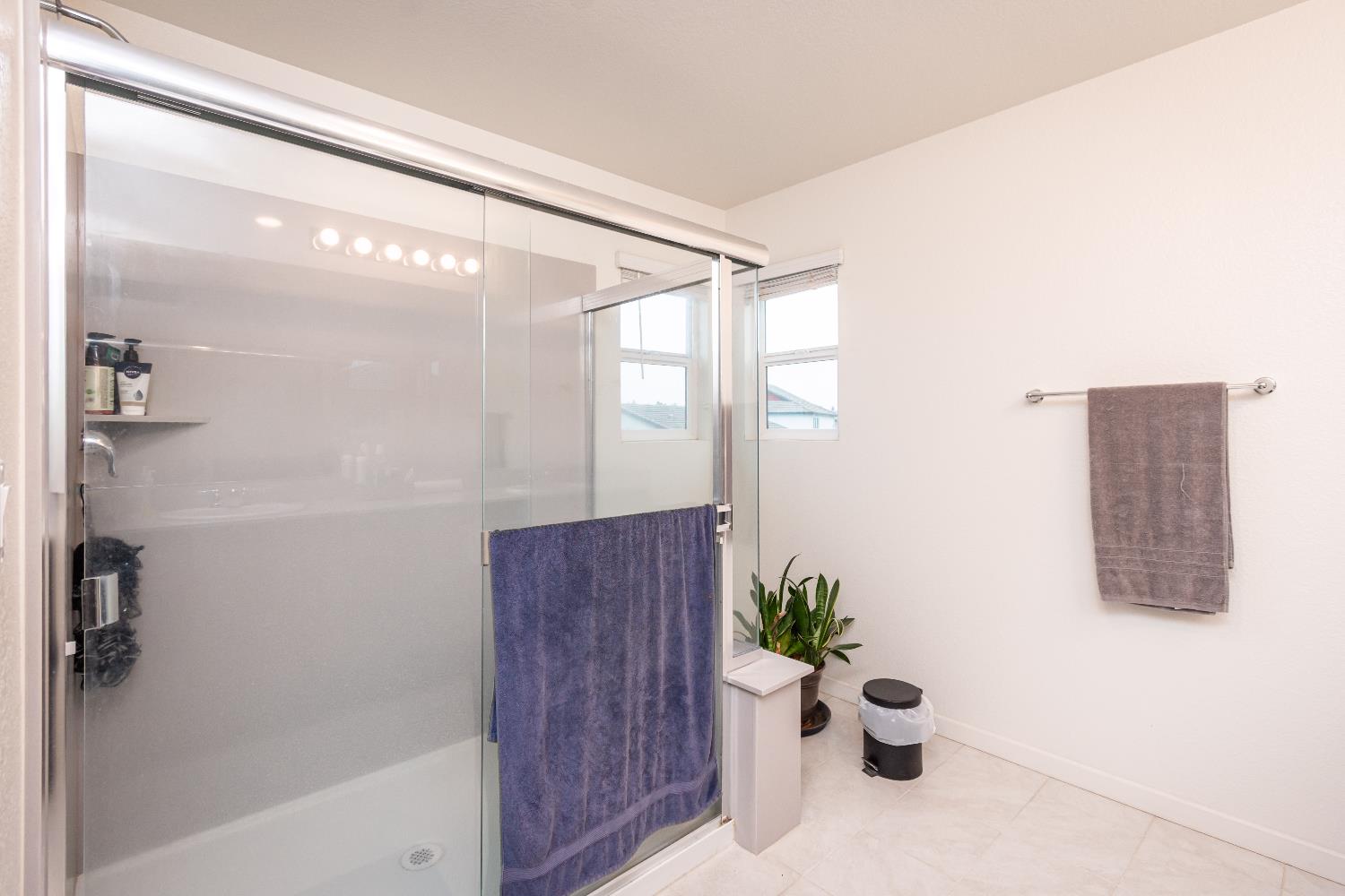 3822 Fong Ranch Road Sacramento, CA 95834 - Photo 15 of 25