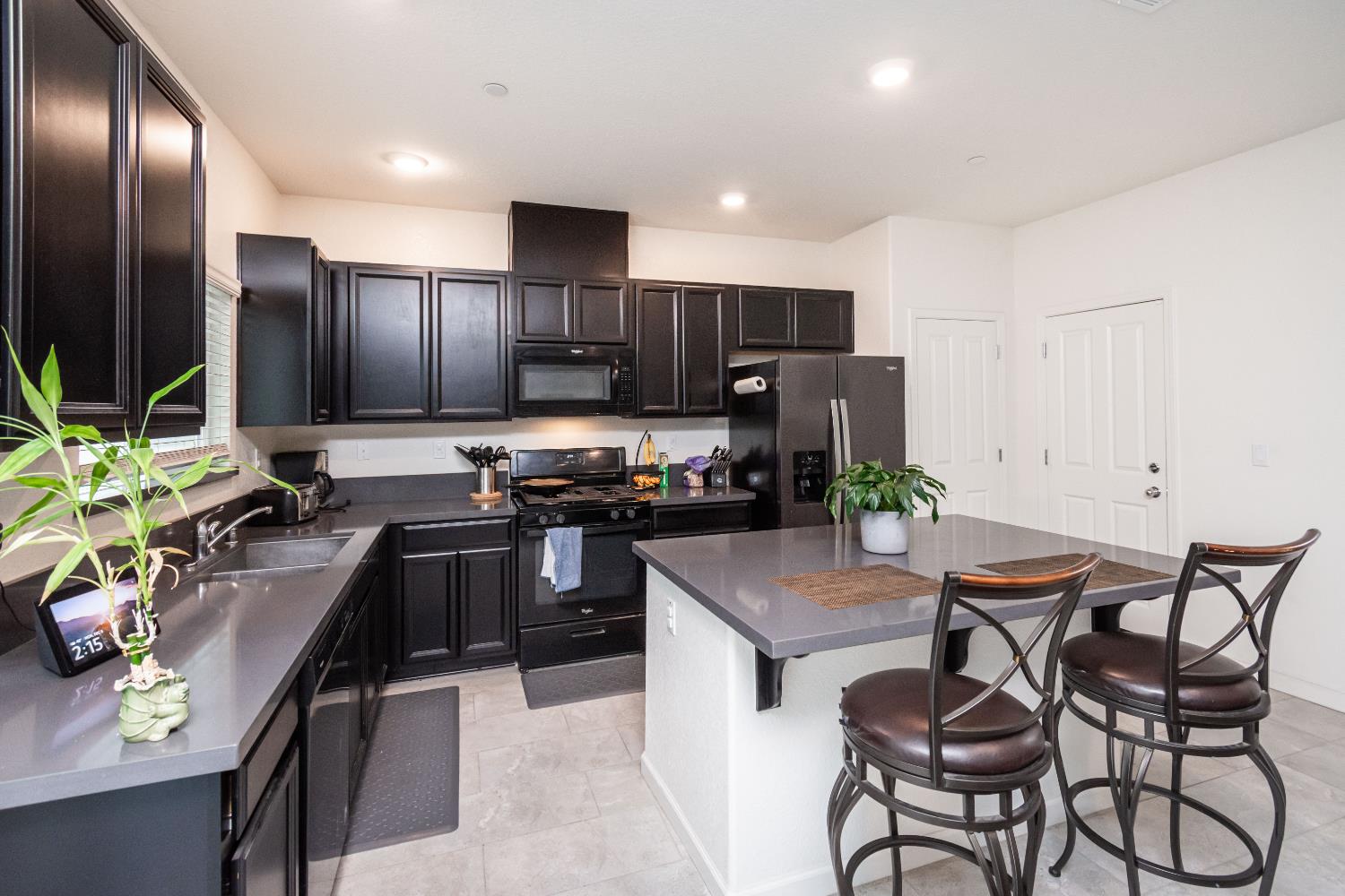 3822 Fong Ranch Road Sacramento, CA 95834 - Photo 9 of 25