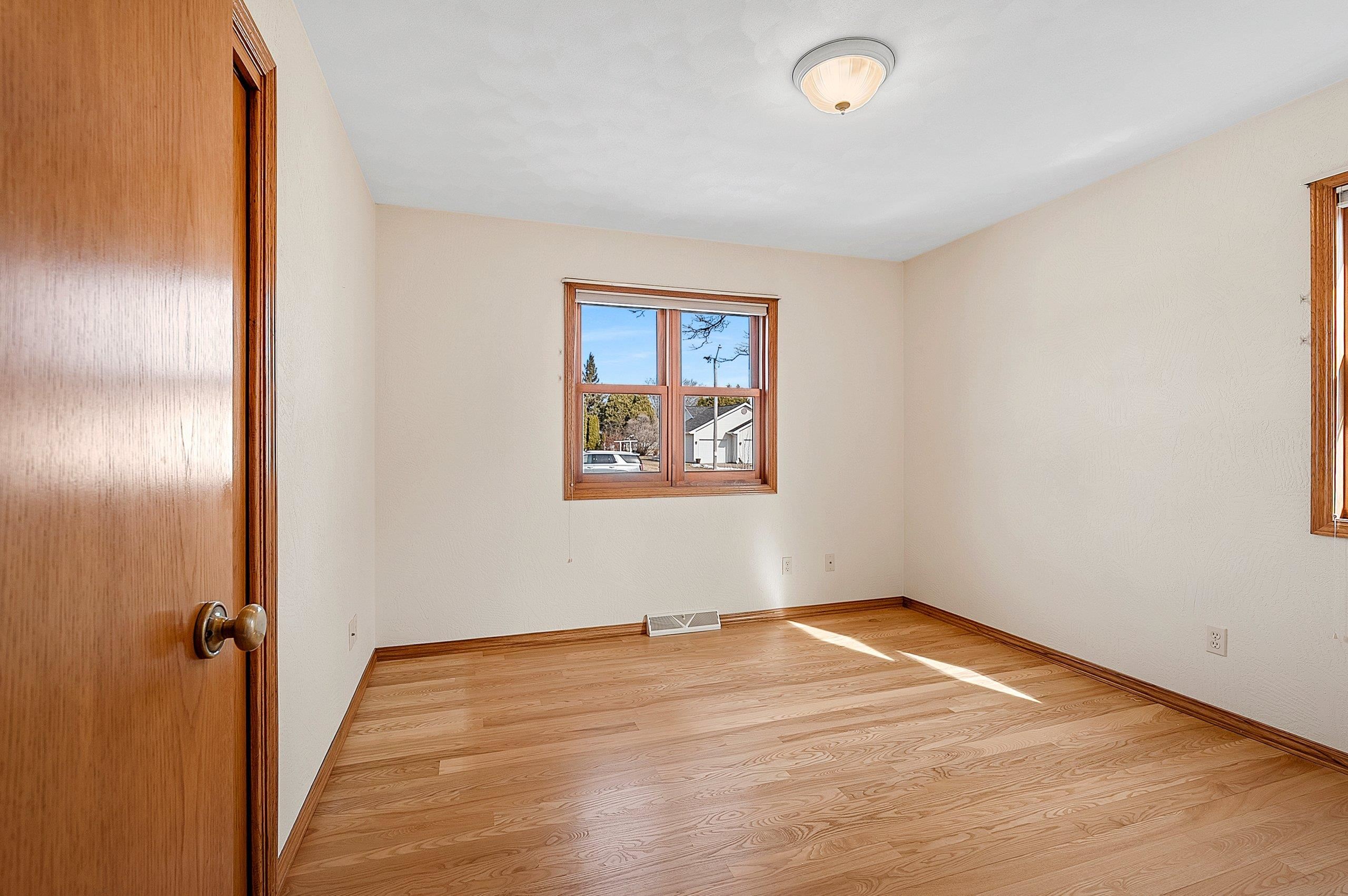 3133 Selma Court Appleton, WI 54914 - Photo 36 of 47