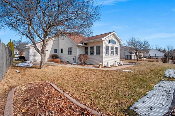 $399,900 | 3133 Selma Court, Appleton, WI 54914