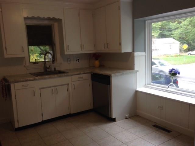 188 Summit Street Portland, ME 04103 - Photo 6 of 15 Photo
