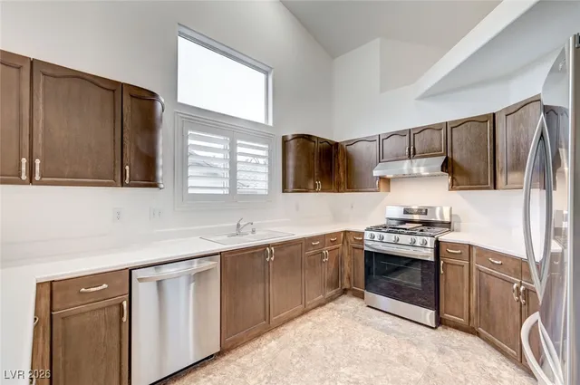 $495,000 | 805 Blue Springs Drive, Henderson, NV 89002