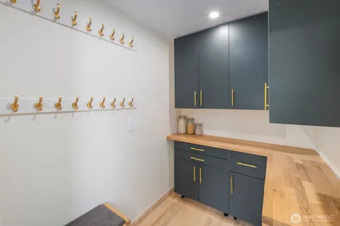 $1,895,000 | 4531 Stanford Avenue Northeast, Seattle, WA 98105