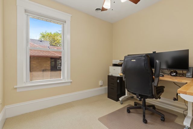 7009 34th Street Berwyn, IL 60402 - Photo 21 of 30 a view of workspace with windows