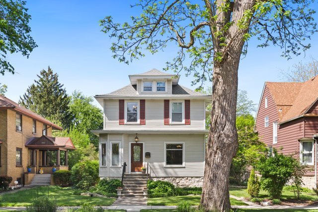 7009 34th Street Berwyn, IL 60402 - Photo 29 of 30 front view of a house with a tree