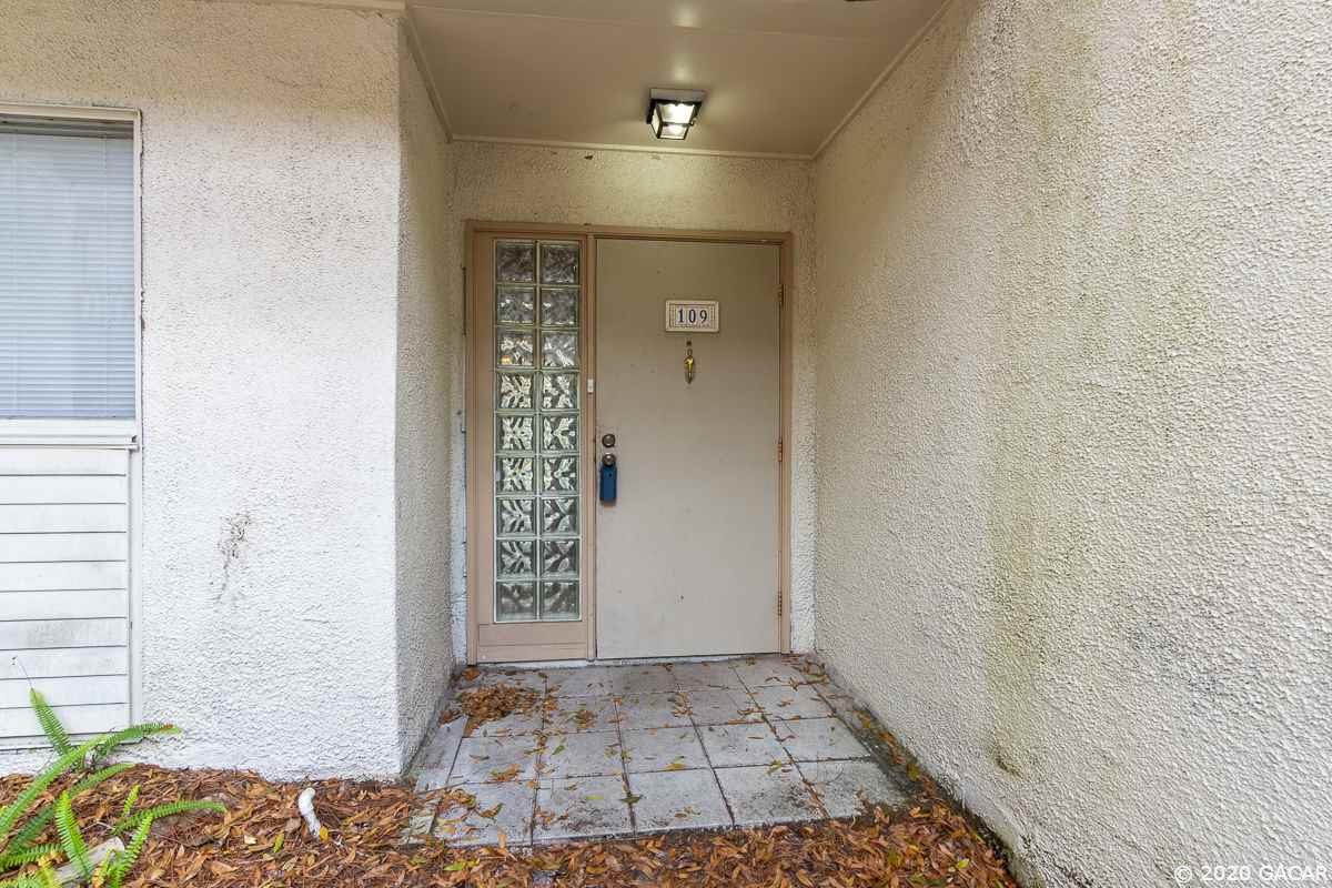703 Southwest 75th Street, Unit 109 Gainesville, FL 32607 - Photo 4 of 26 Gallery Image 4