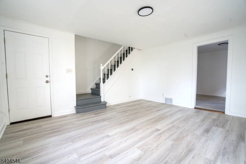 1570 Clinton Place Hillside, NJ 07205 - Photo 3 of 14