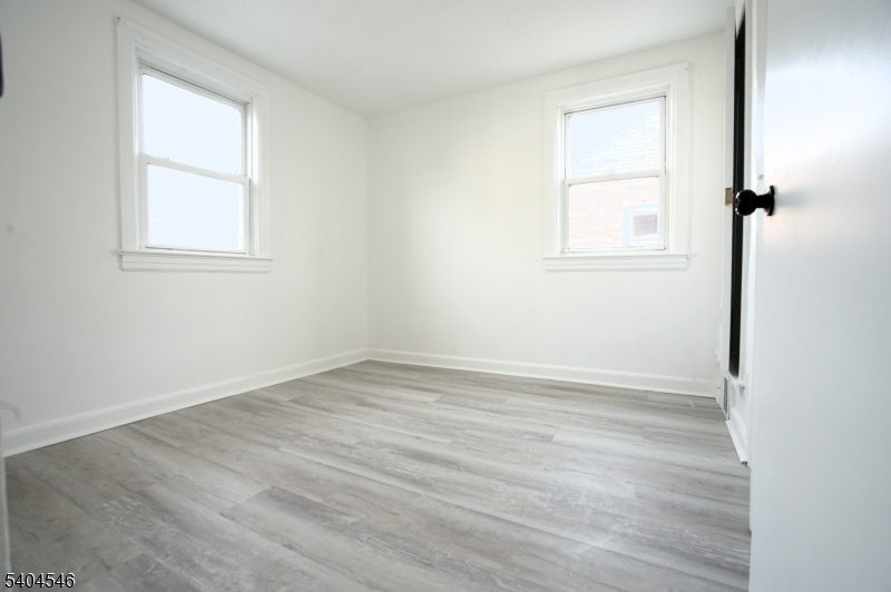 1570 Clinton Place Hillside, NJ 07205 - Photo 6 of 14