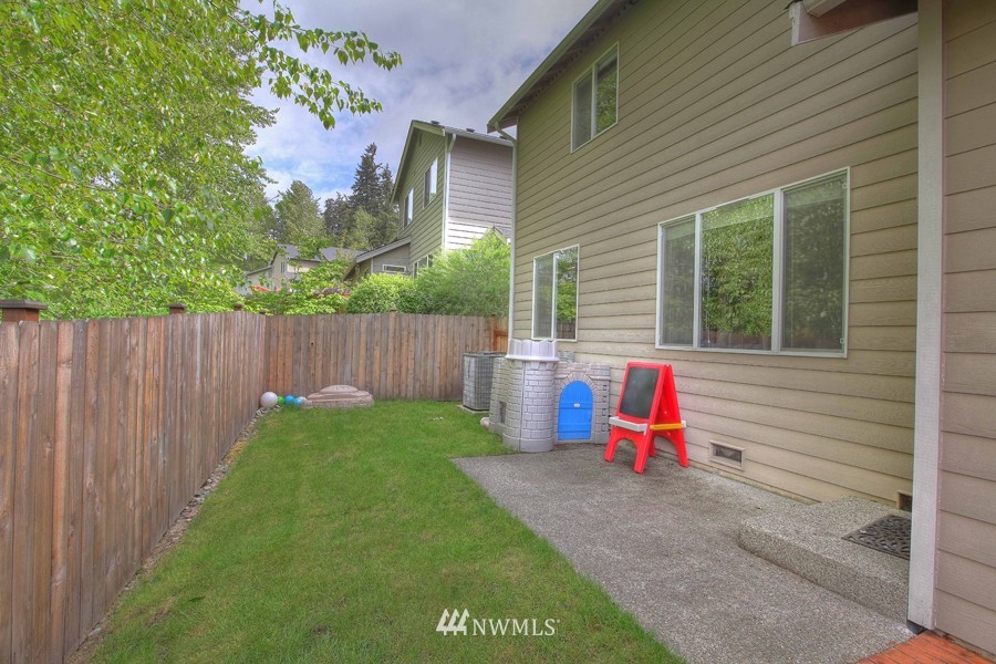 22726 30th Court Southeast Bothell, WA 98021 - Photo 14 of 15