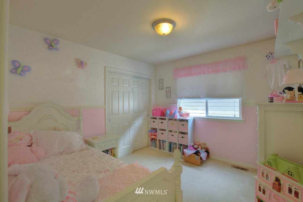 22726 30th Court Southeast Bothell, WA 98021 - Photo 8 of 15