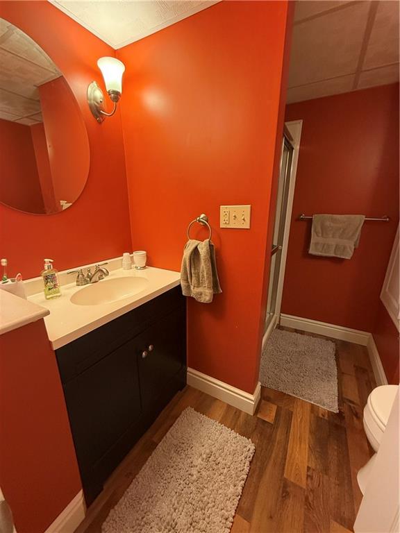 181 View Street Indiana, PA 15701 - Photo 31 of 34 a bathroom with a sink and a mirror