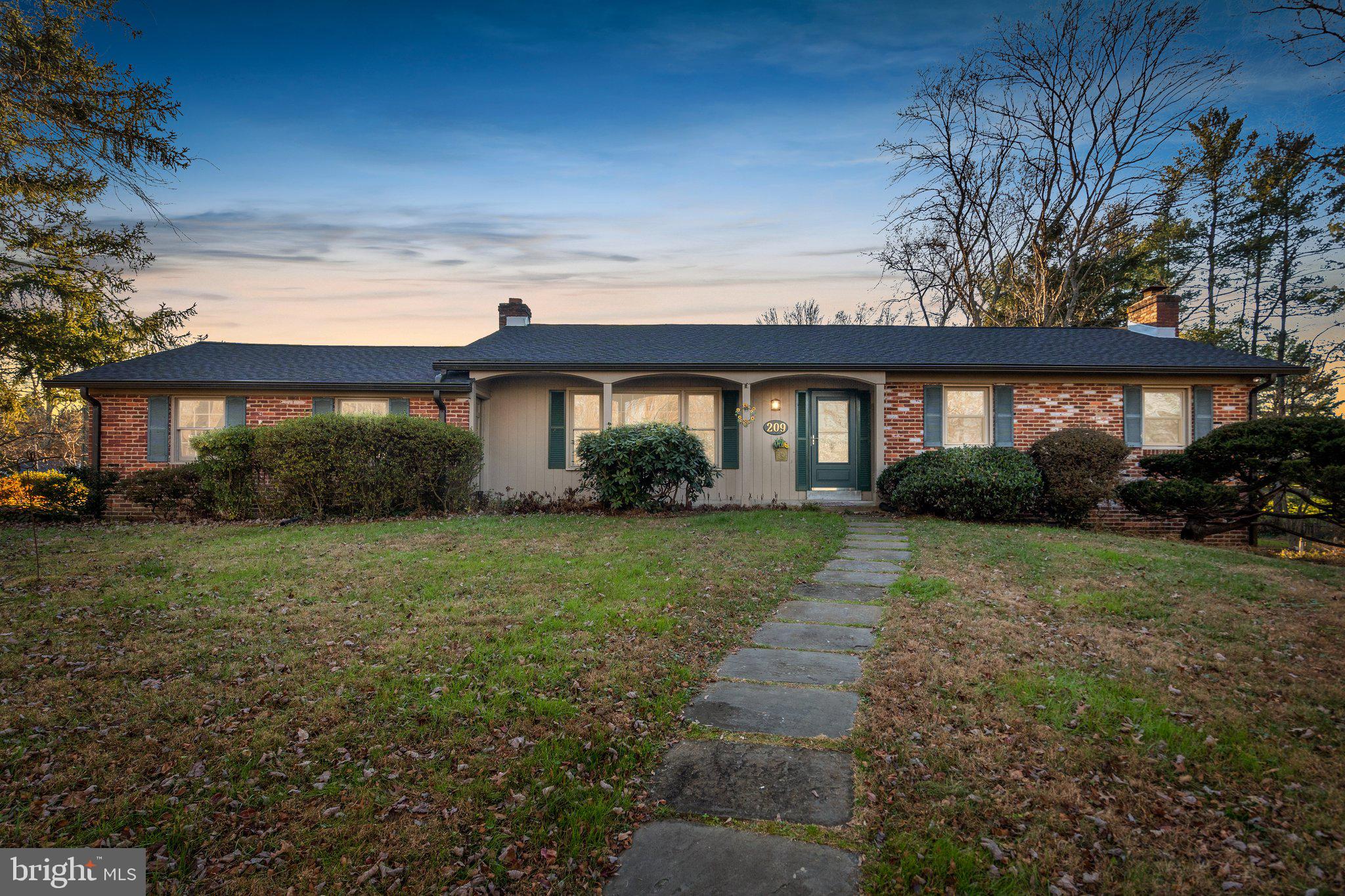 209 Ashlawn Drive Ashton, MD 20861 - Photo 1 of 35