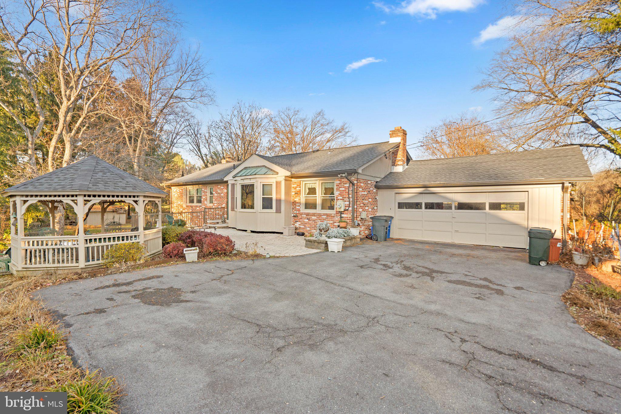 209 Ashlawn Drive Ashton, MD 20861 - Photo 29 of 35