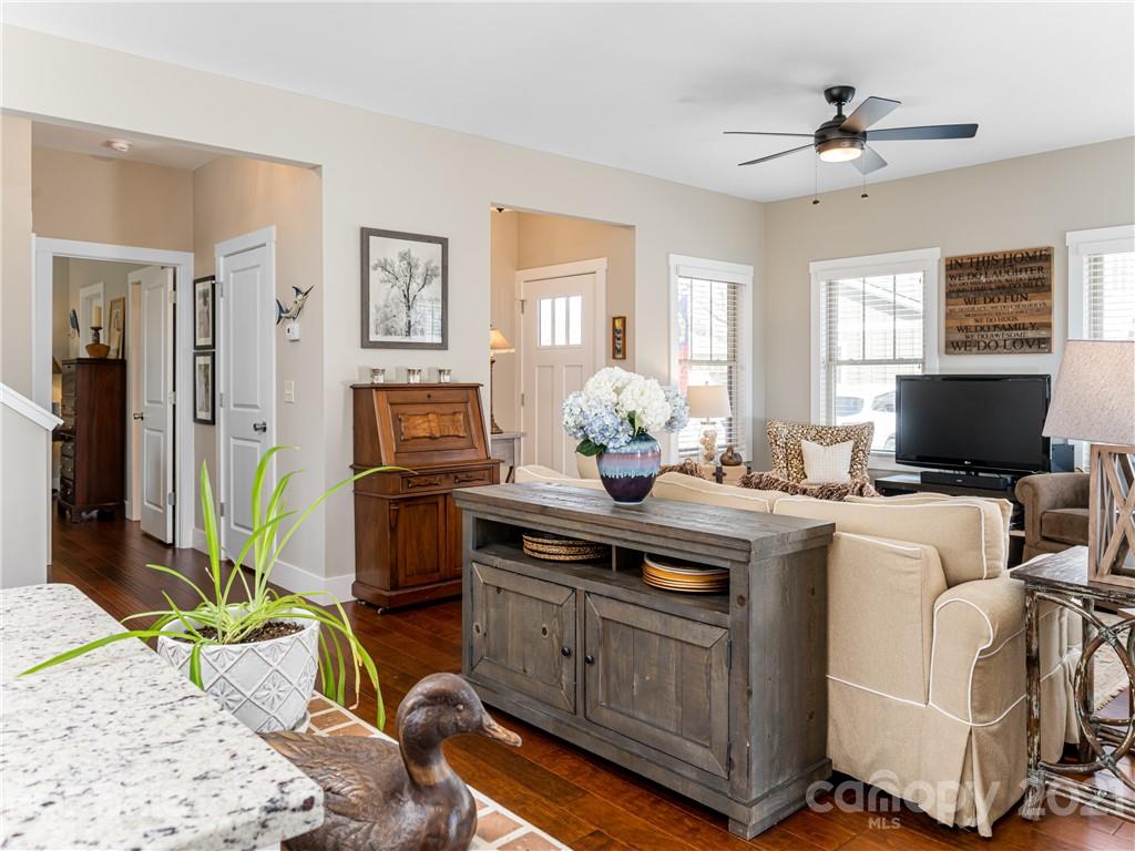 591 Fairview Road Asheville, NC 28803 - Photo 15 of 34 Gallery Image 15