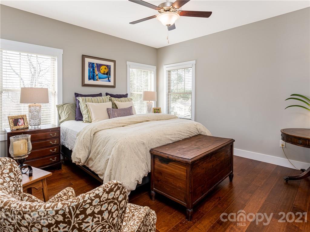 591 Fairview Road Asheville, NC 28803 - Photo 19 of 34 Gallery Image 19