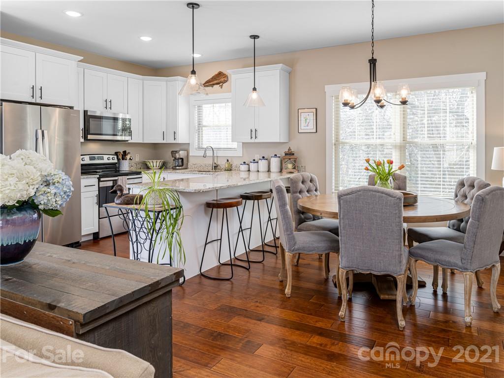 591 Fairview Road Asheville, NC 28803 - Photo 10 of 34 Gallery Image 10