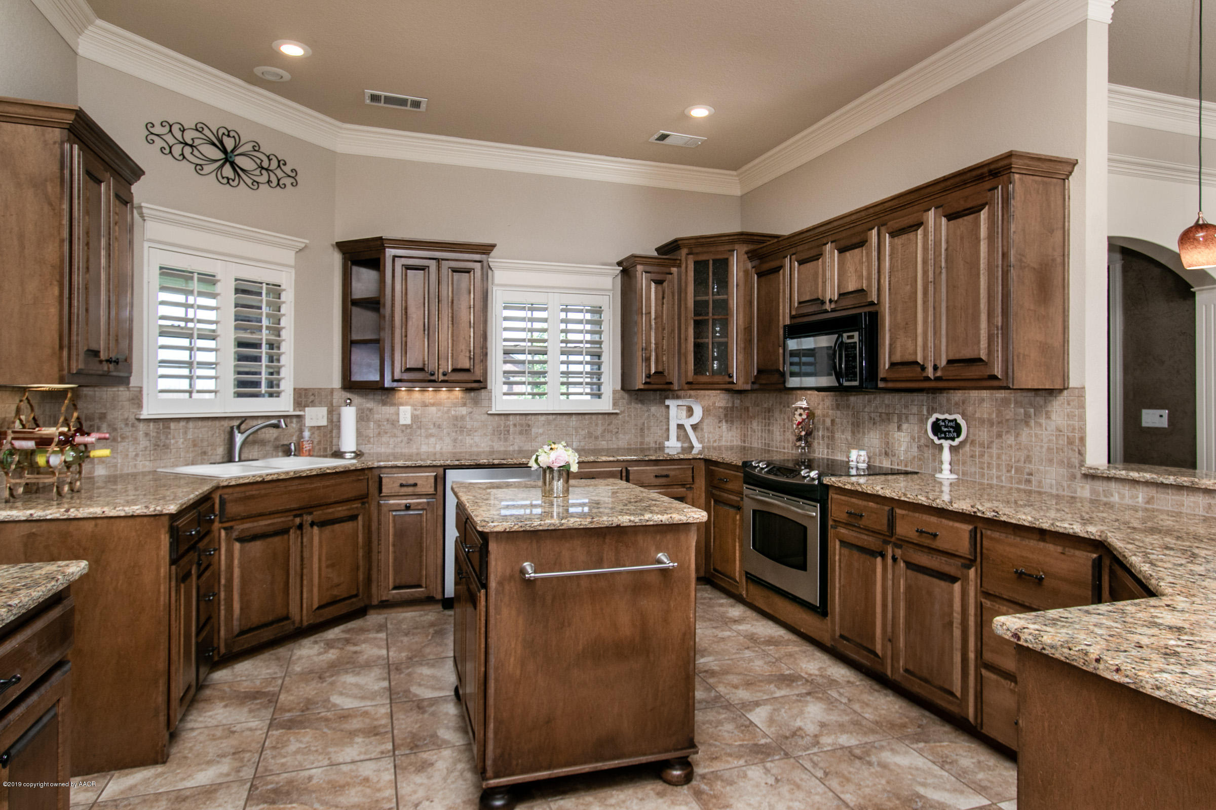 19351 Winding River Road Amarillo, TX 79119 - Photo 11 of 35 009_Kitchen 2