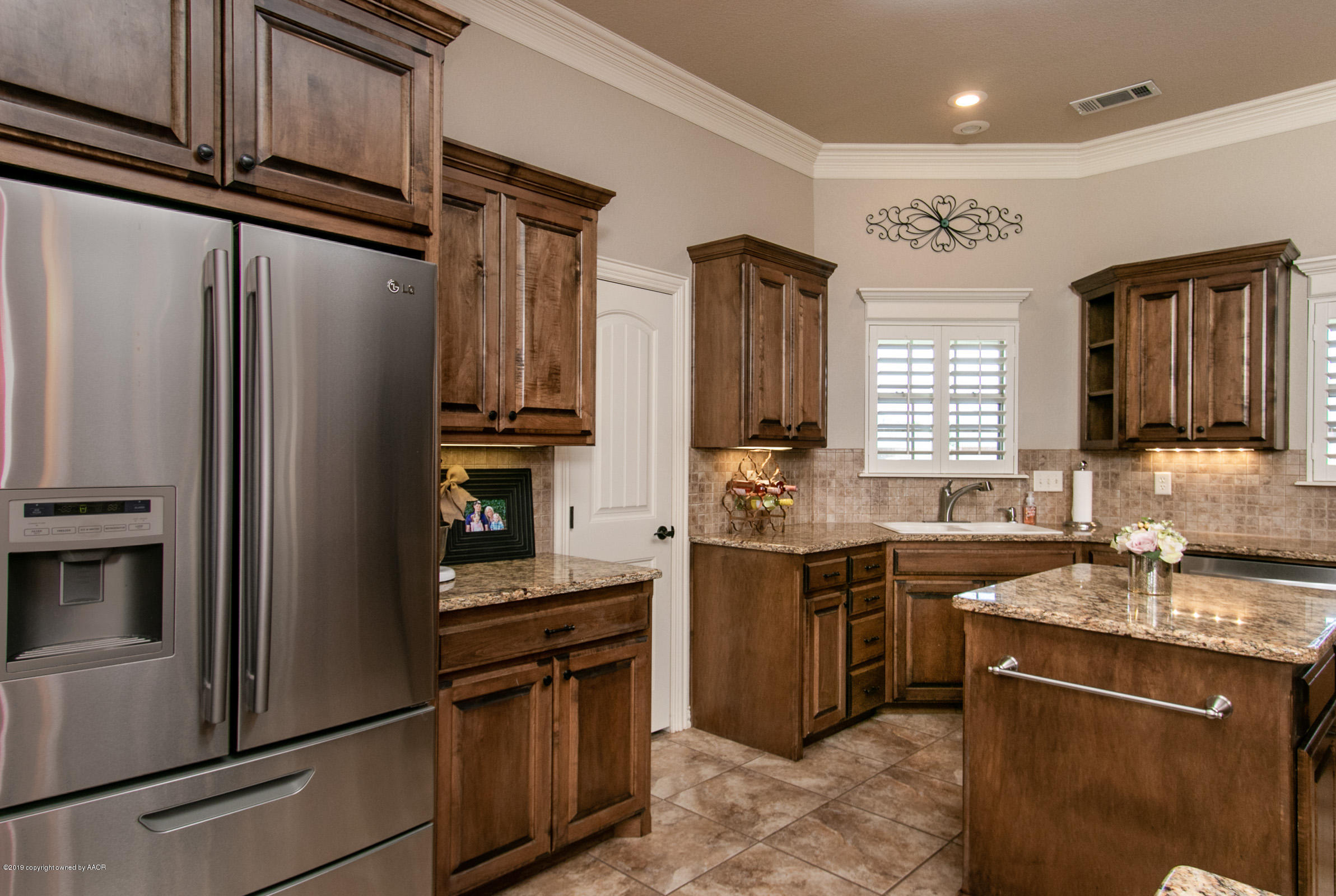 19351 Winding River Road Amarillo, TX 79119 - Photo 12 of 35 010_Kitchen 3