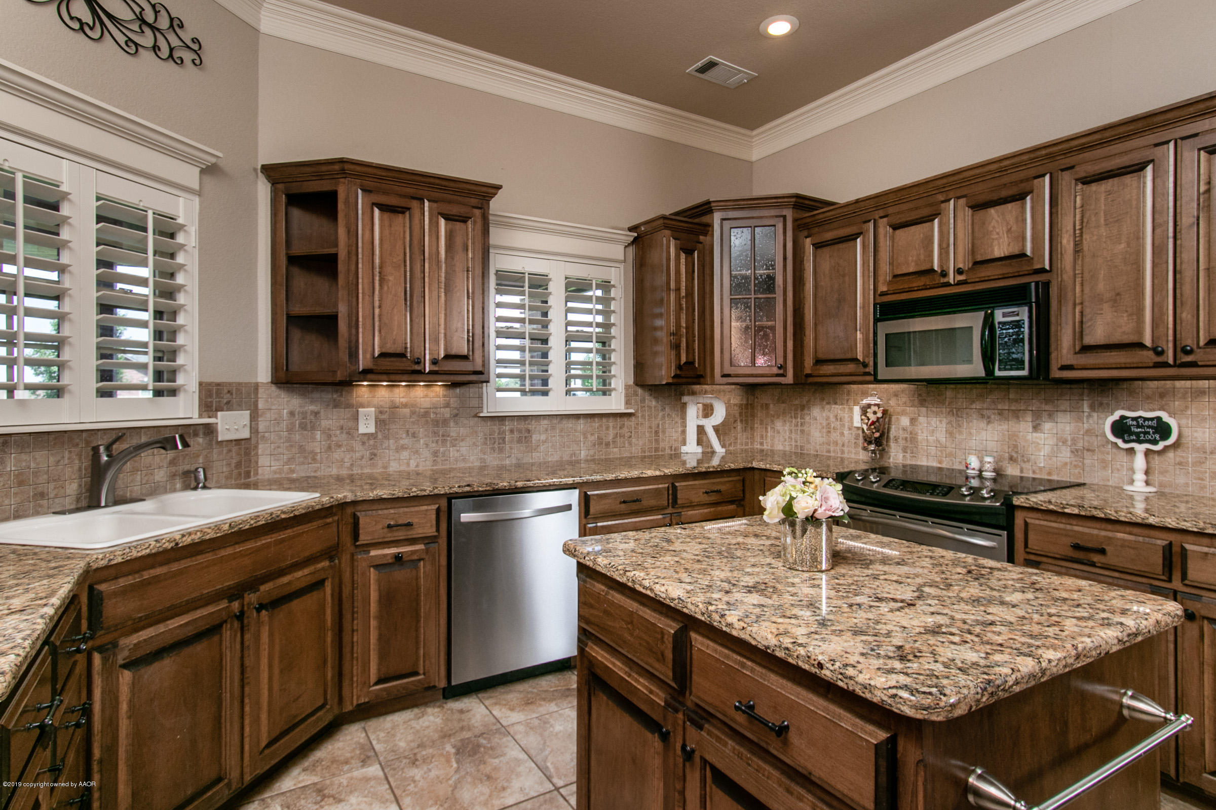 19351 Winding River Road Amarillo, TX 79119 - Photo 13 of 35 011_Kitchen 4