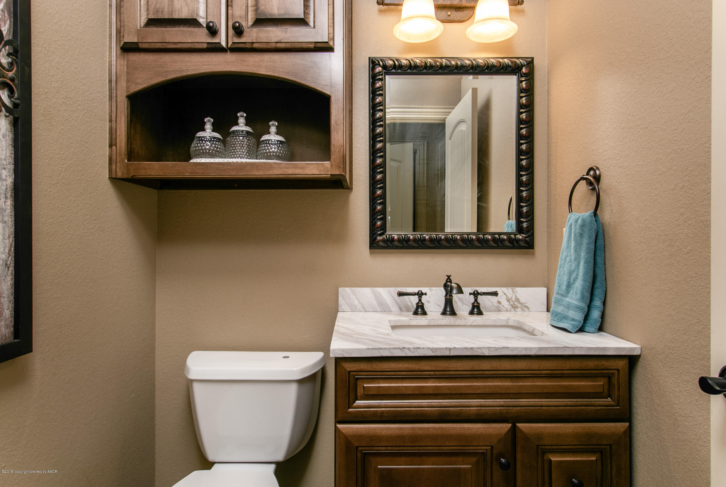 19351 Winding River Road Amarillo, TX 79119 - Photo 27 of 35 025_Powder Room