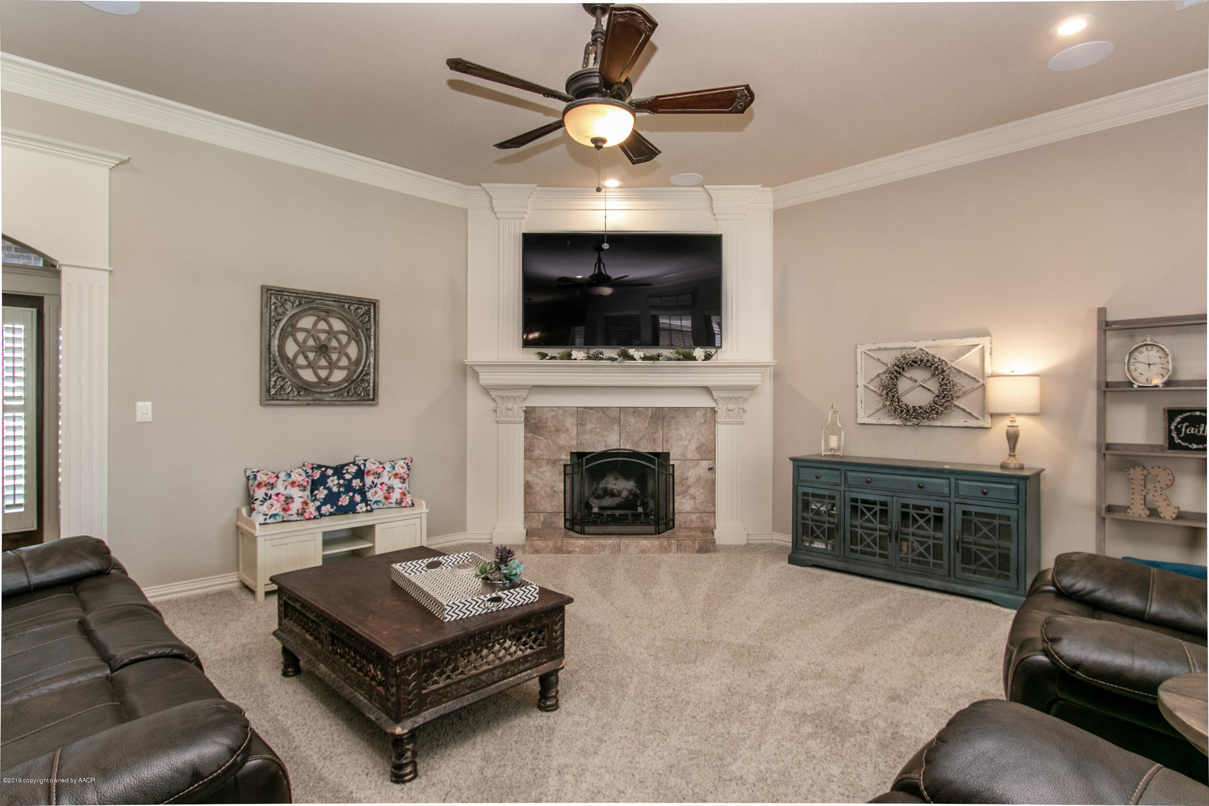 19351 Winding River Road Amarillo, TX 79119 - Photo 10 of 35 007_Living Room 3