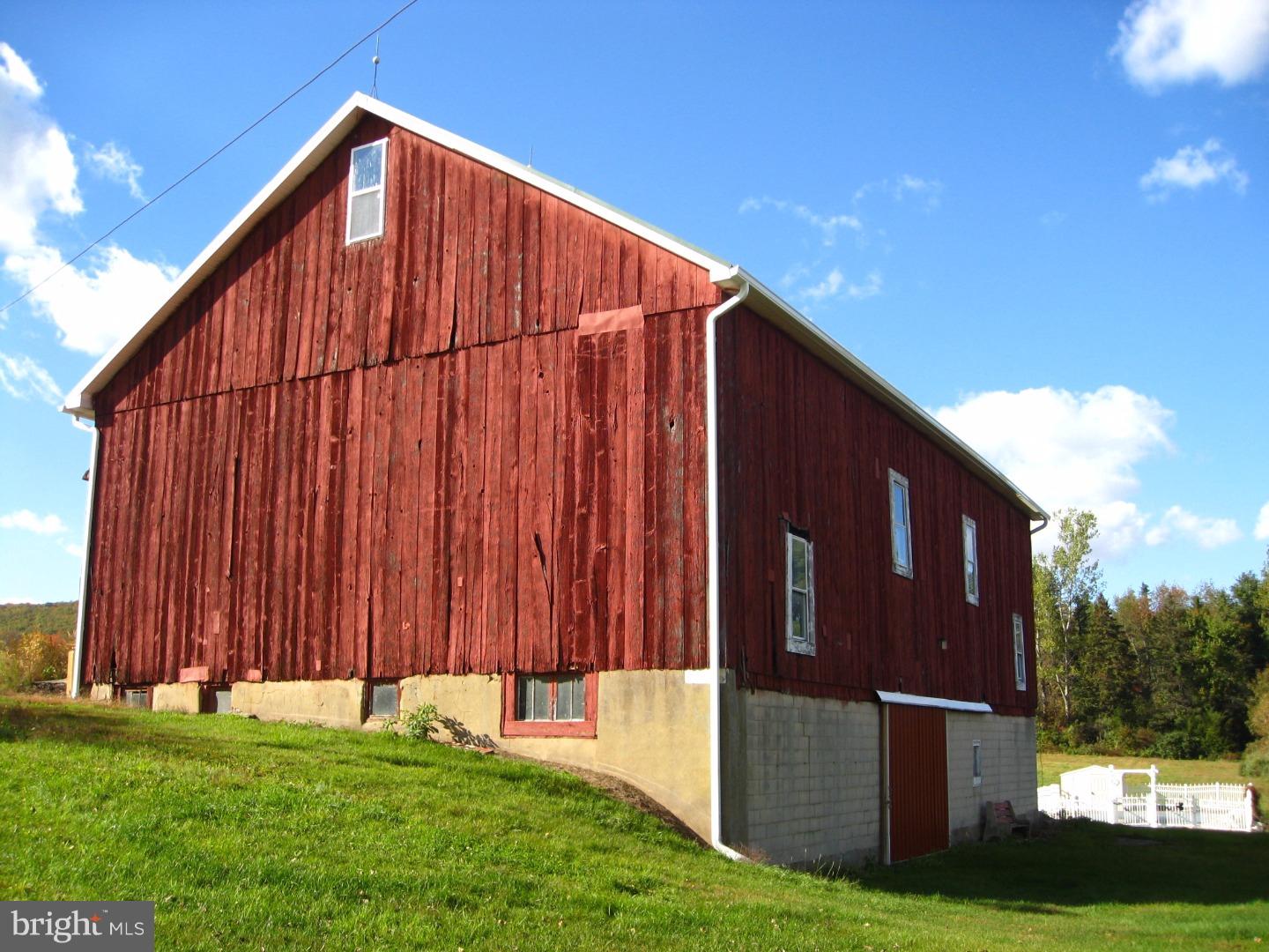 12 Orchard Road Barnesville, PA 18214 - Photo 9 of 25 Gallery Image 9