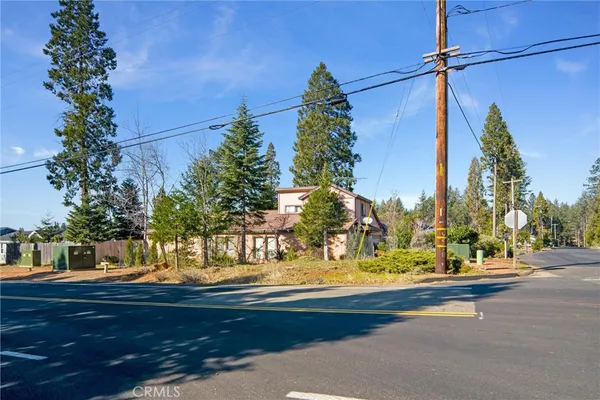 $305,000 | 13979 Pineland Circle, Magalia, CA 95954