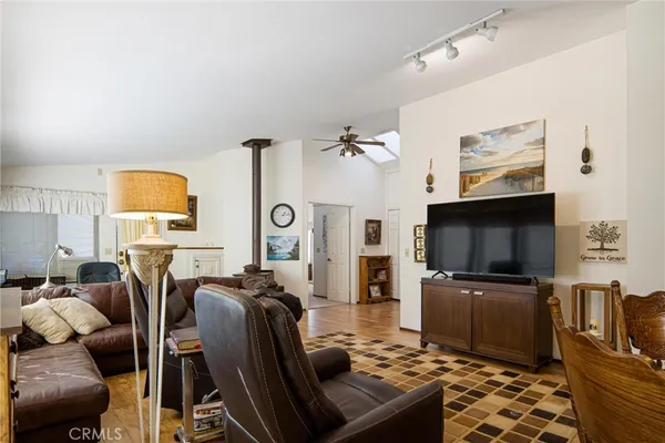 $305,000 | 13979 Pineland Circle, Magalia, CA 95954