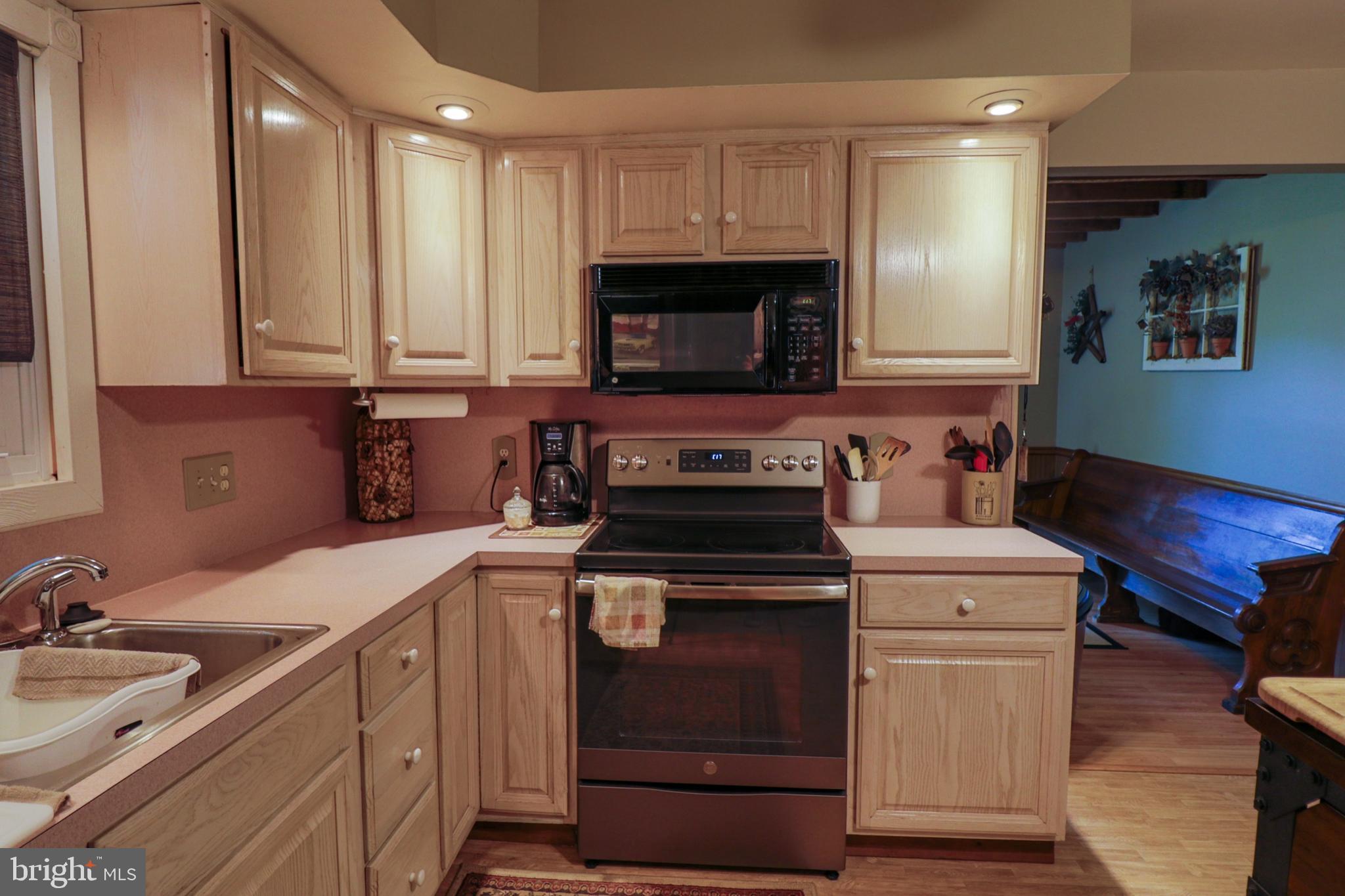 664 Fireline Road Palmerton, PA 18071 - Photo 17 of 49 Gallery Image 17