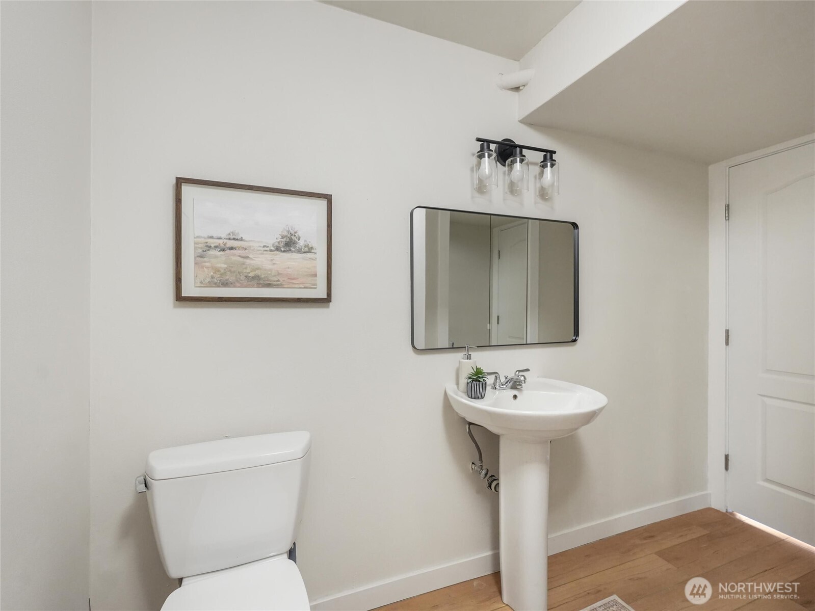 349 Anacortes Avenue Southeast Renton, WA 98059 - Photo 33 of 38