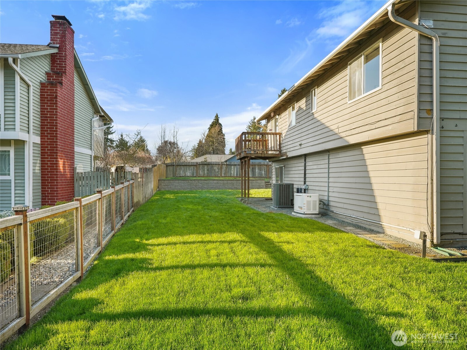 349 Anacortes Avenue Southeast Renton, WA 98059 - Photo 35 of 38