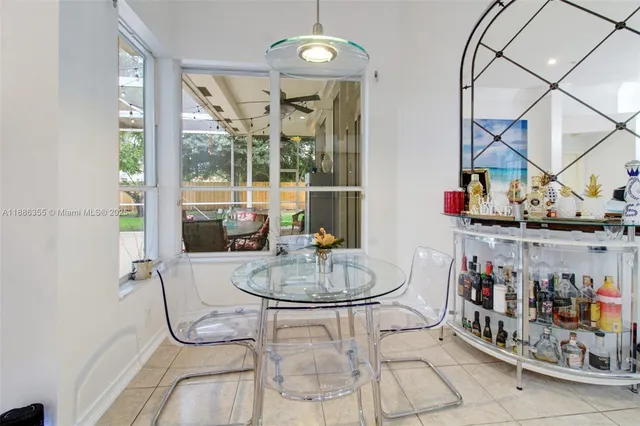 $4,800 | 6041 Superior Boulevard, Davie, FL 33331