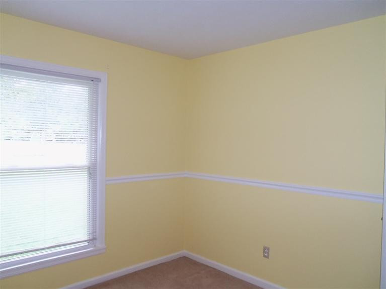 310 Delaney Ferry Road Versailles, KY 40383 - Photo 24 of 40 Second bedroom on front side.