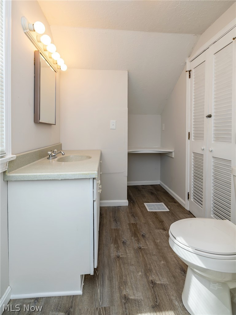 948 South Green Road Cleveland, OH 44121 - Photo 20 of 22 Gallery Image 20