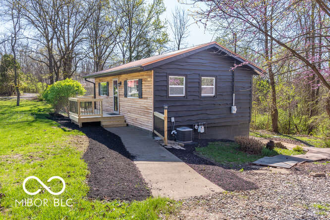 5222 East State Road Bloomington, IN 47401 - Photo 9 of 50