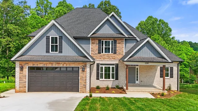 $729,000 | 1290 Ivy Creek Drive, Forest, VA 24551