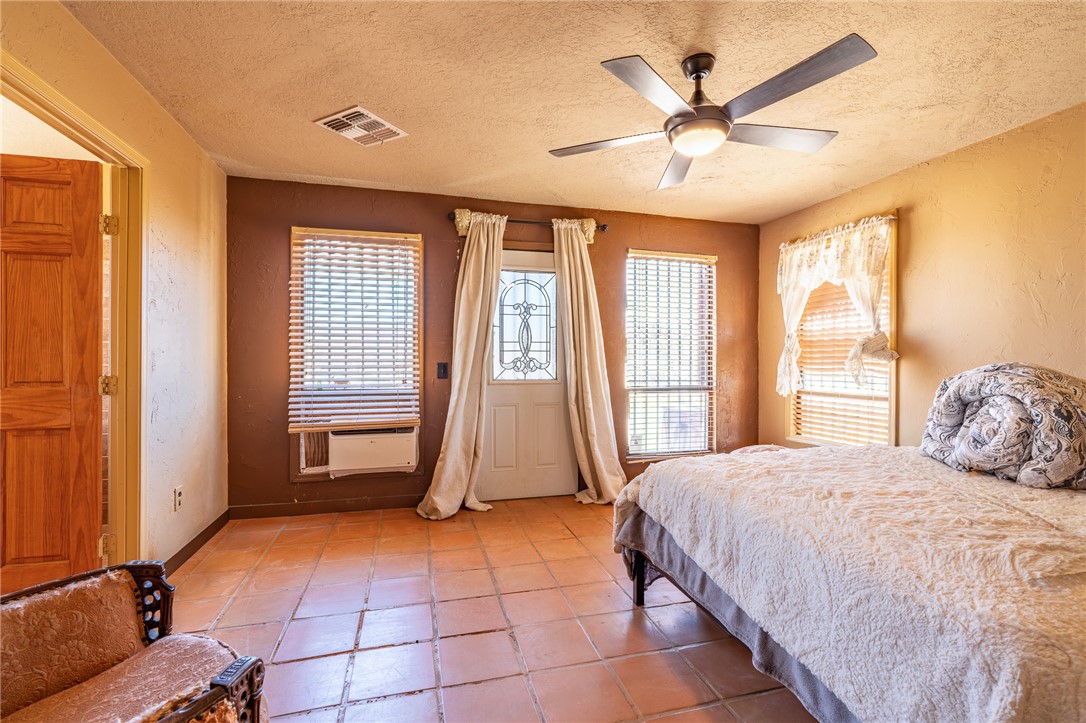 17685 South Jesse James Road Yucca, AZ 86438 - Photo 18 of 30