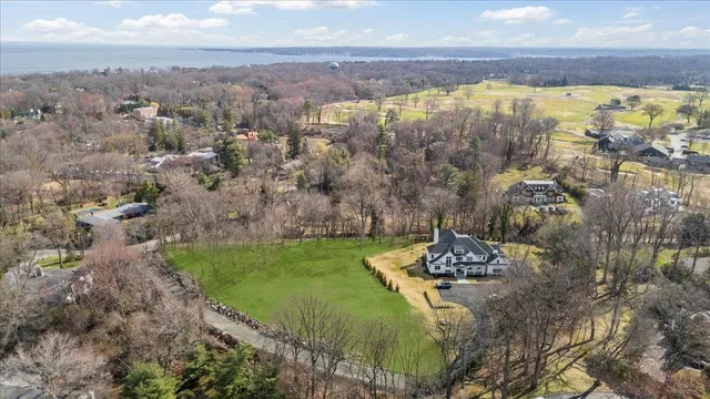 $1,694,999 | 36 Cow Neck Road, Sands Point, NY 11050